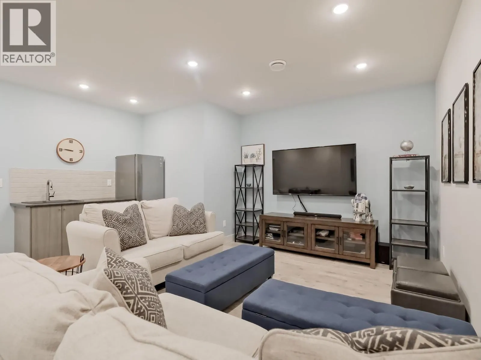 72 Forest Edge Drive