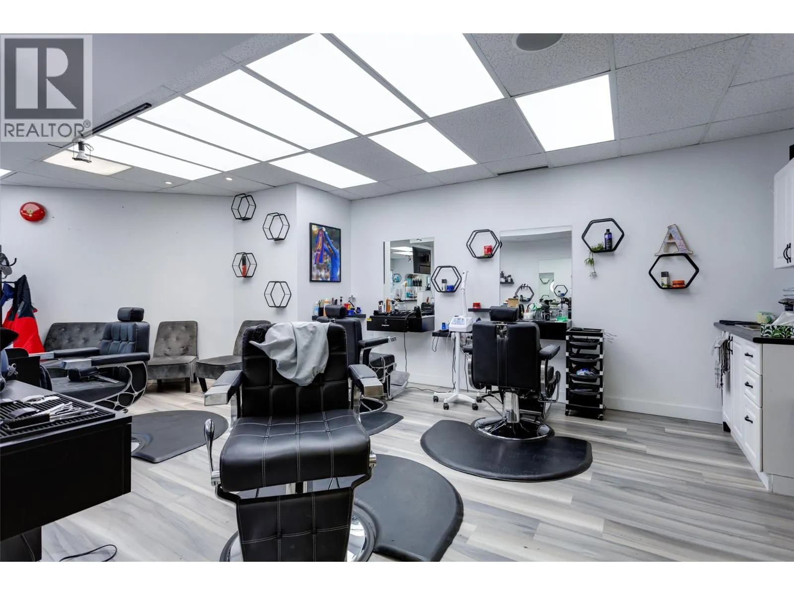 532 Leon Avenue Unit# 103