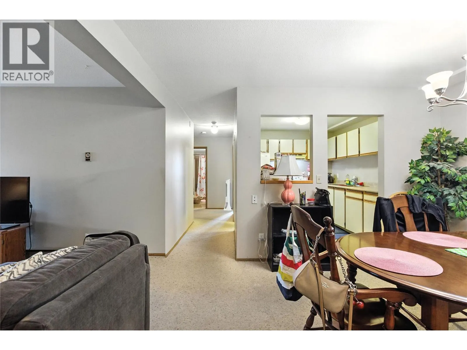 44 Whiteshield Crescent S Unit# 306