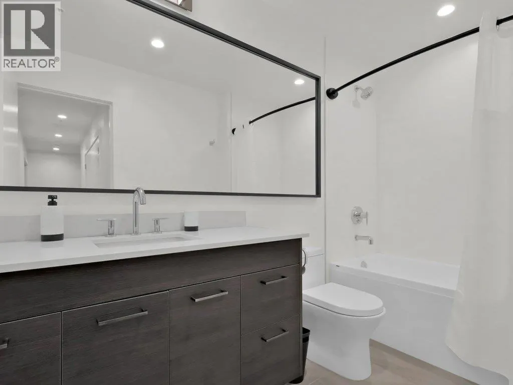 1191 Sunset Drive Unit# 401