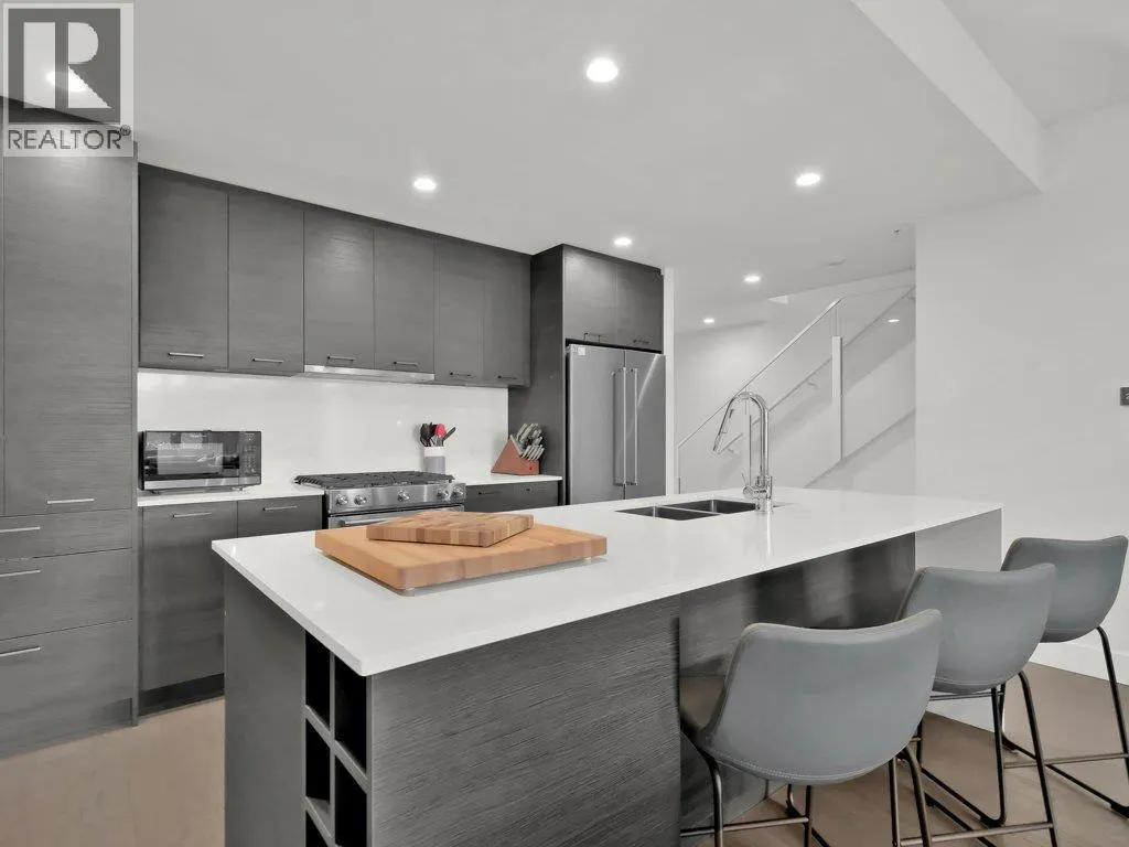 1191 Sunset Drive Unit# 401
