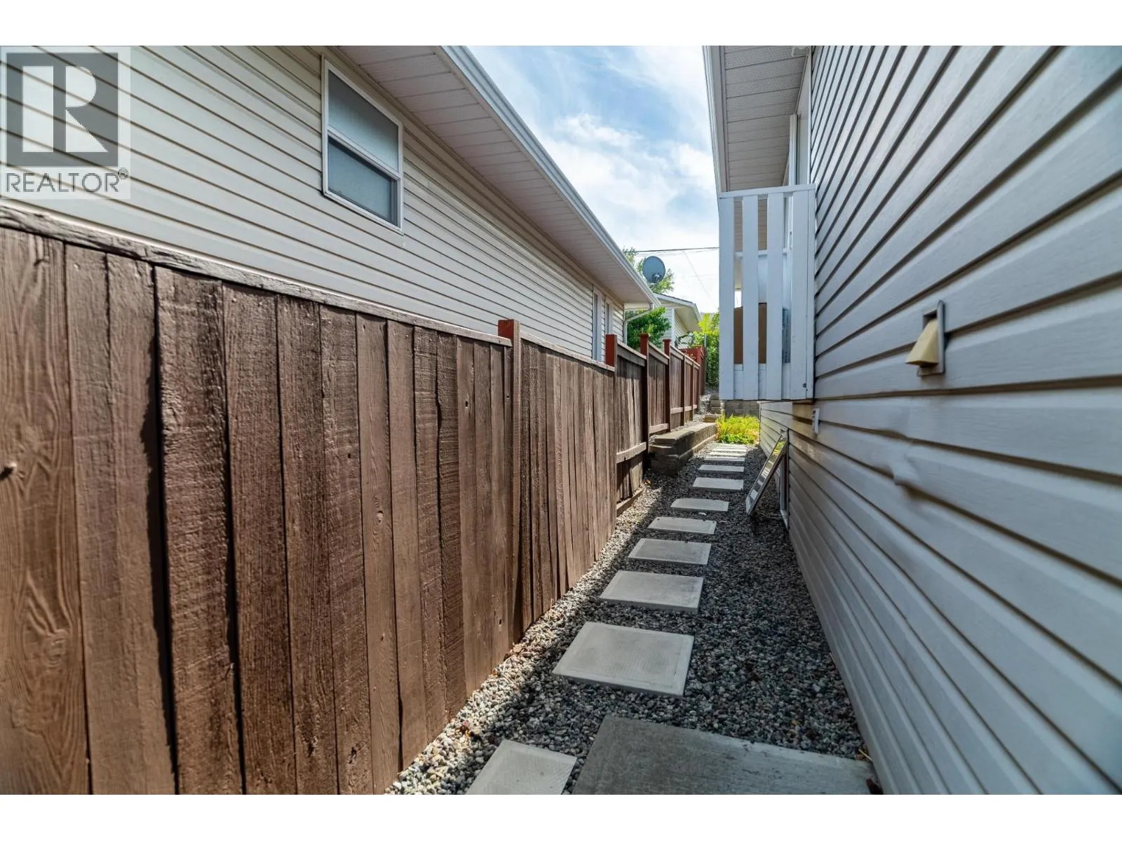 935 Dominion Street
