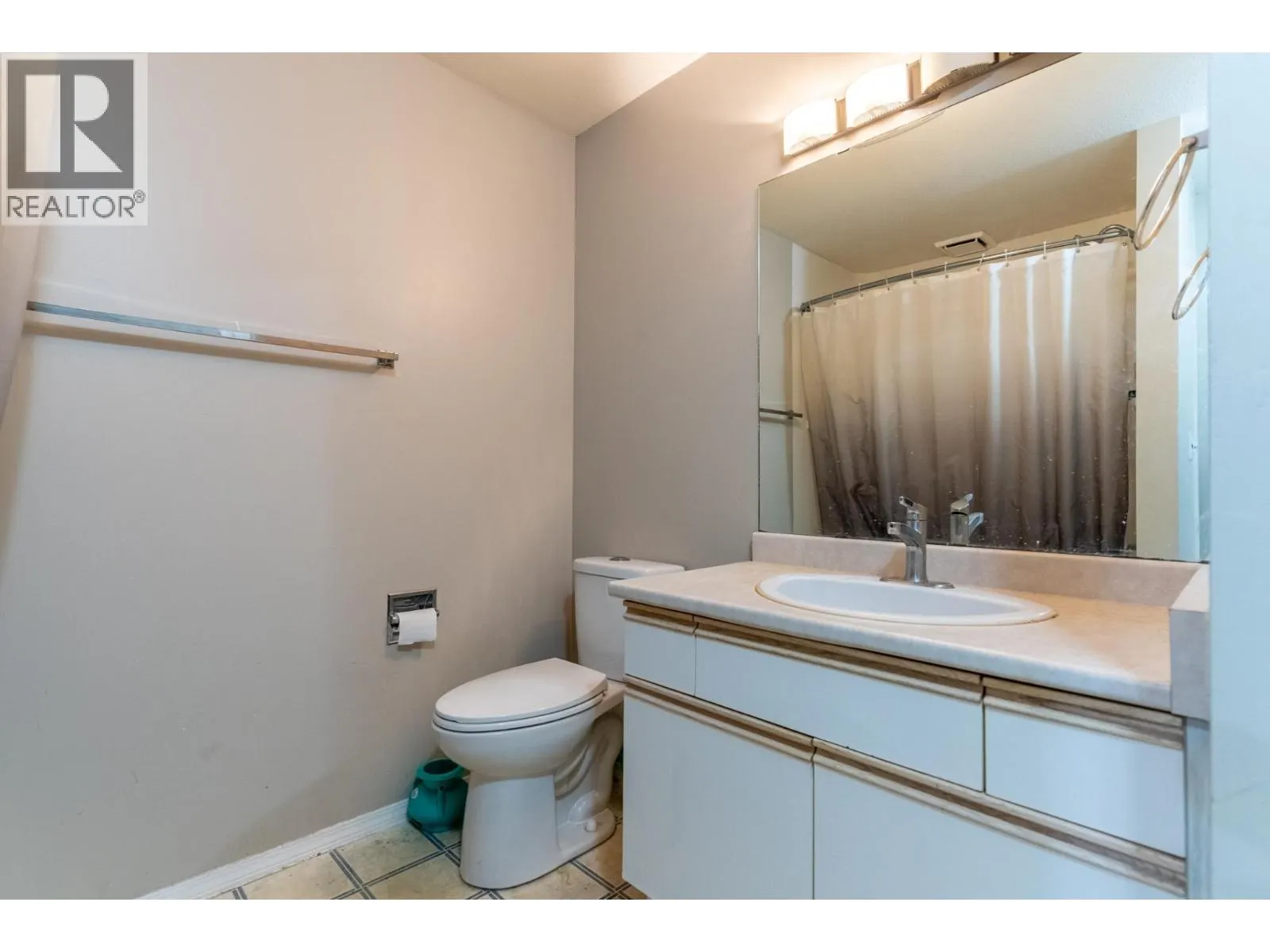 935 Dominion Street