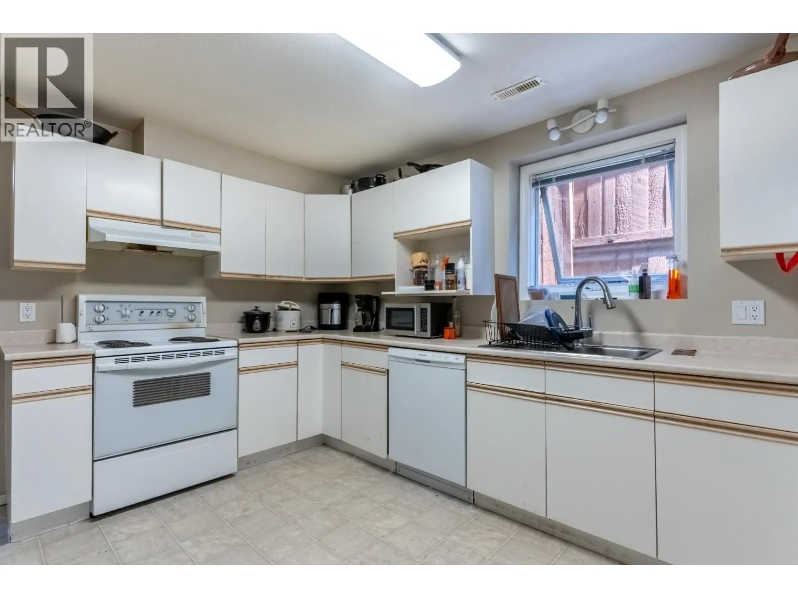 935 Dominion Street