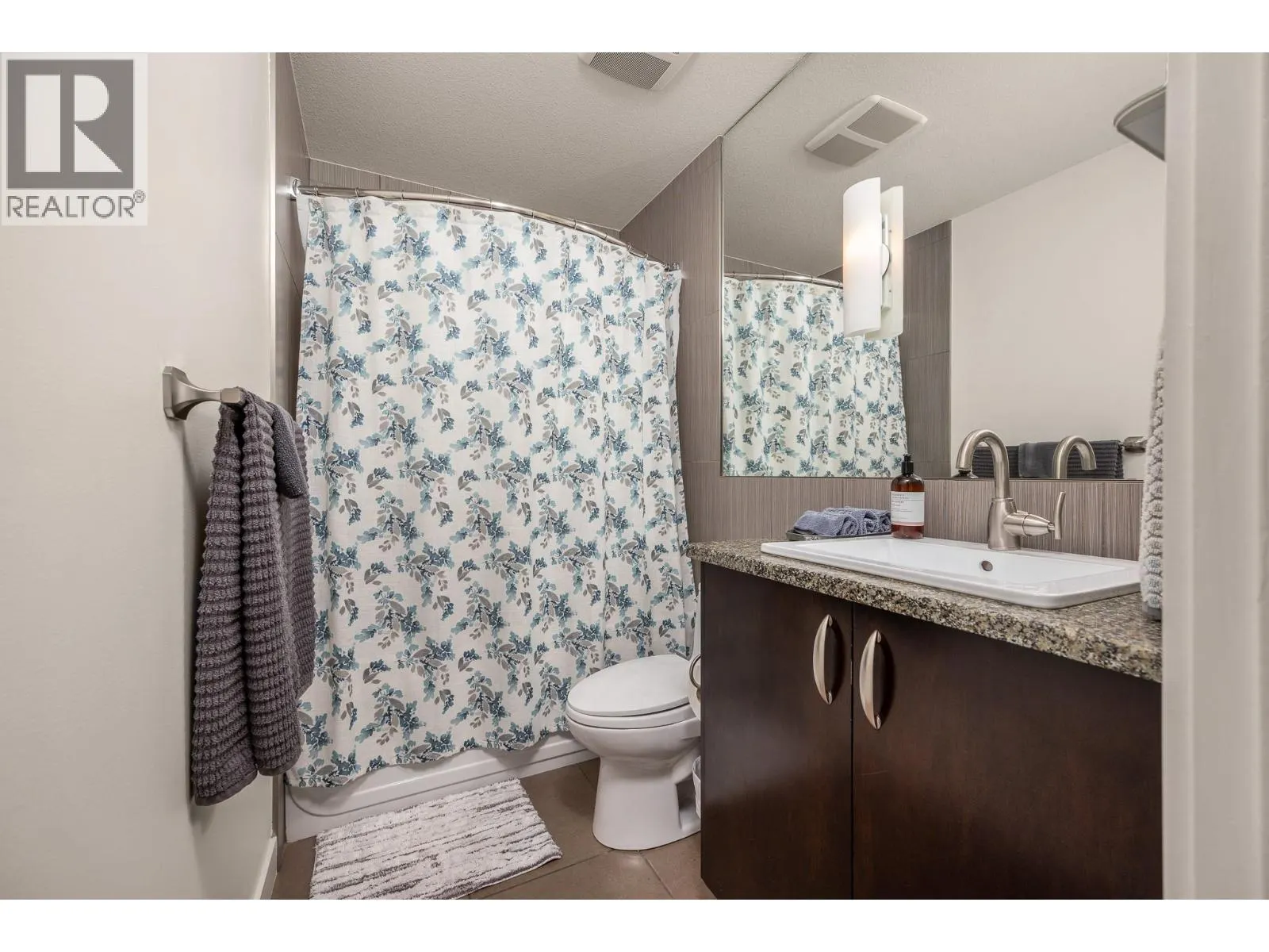 7343 Okanagan Landing Road Unit# 1210