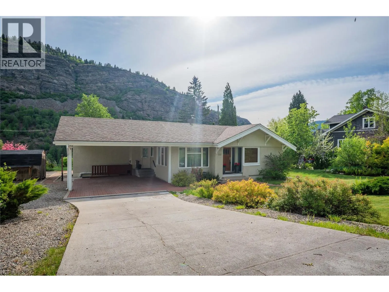 108 Ritchie Avenue