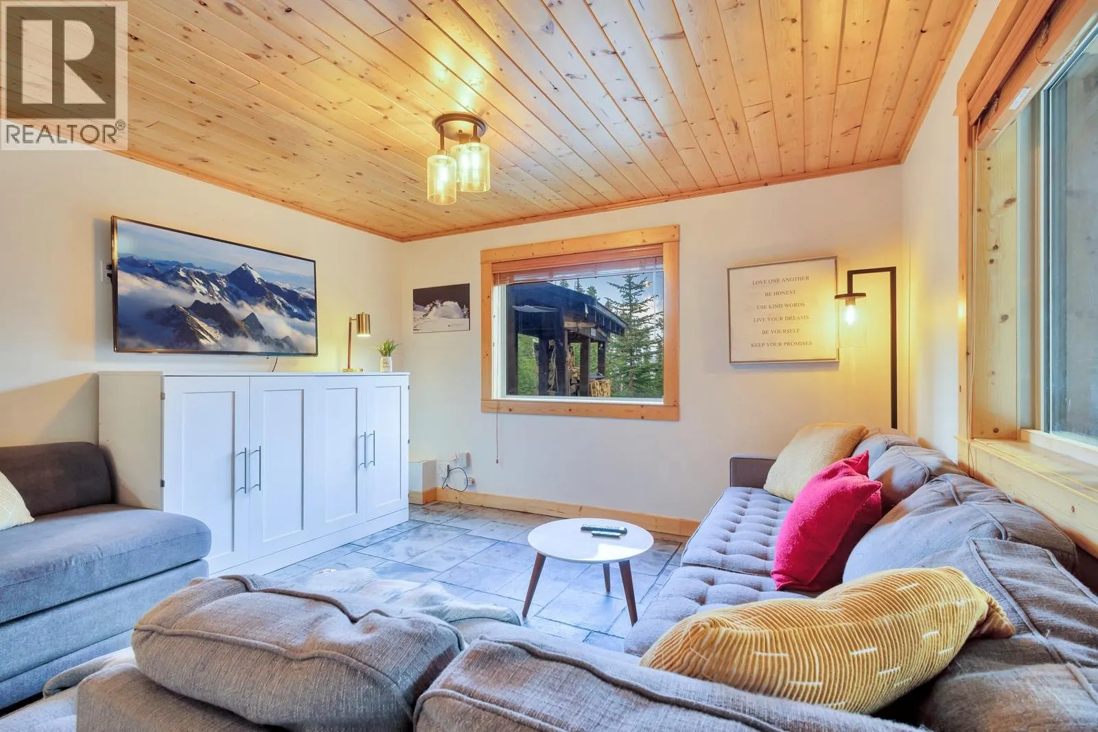 1211 APEX MOUNTAIN Road Unit# 1