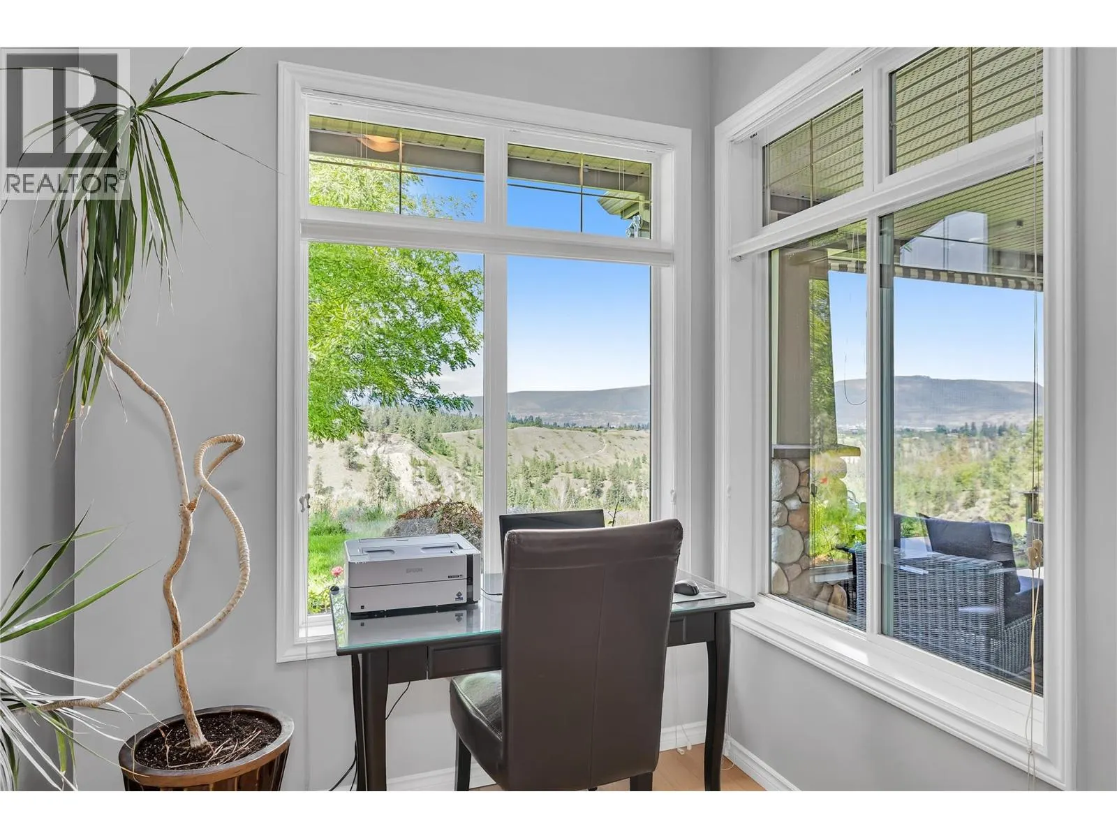 3800 Gallaghers Pinnacle Way Unit# 14