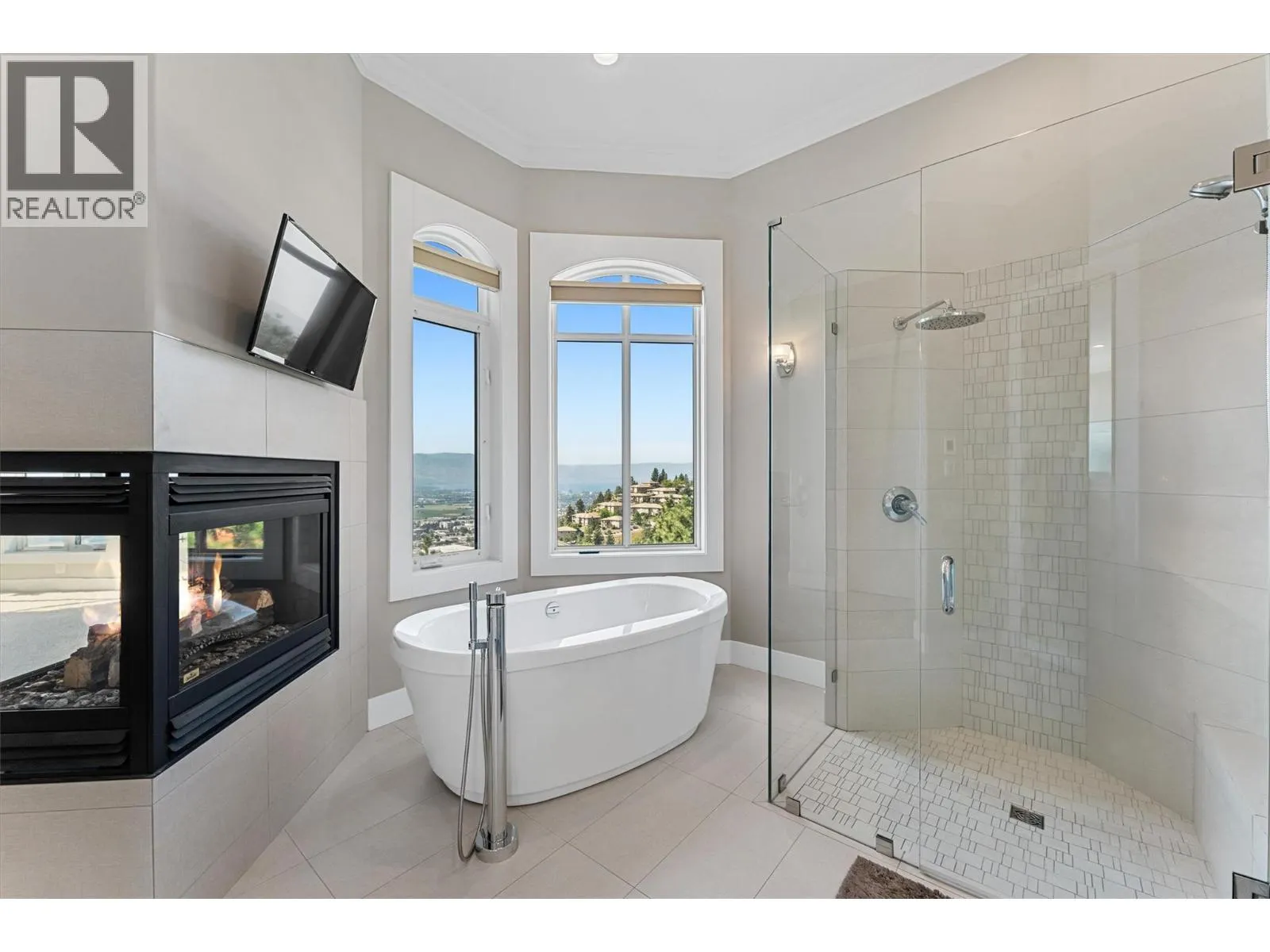 994 Skeena Drive