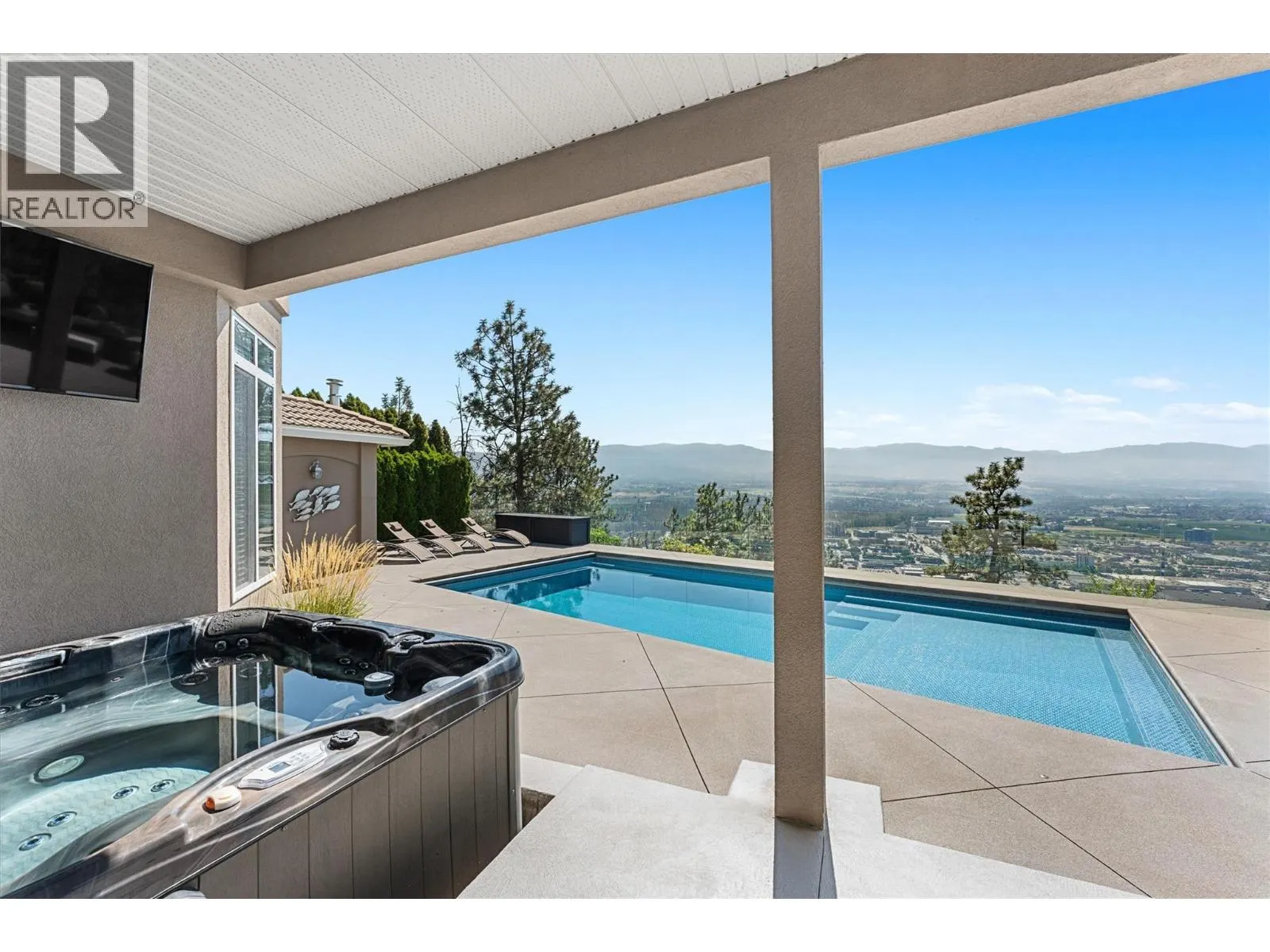 994 Skeena Drive