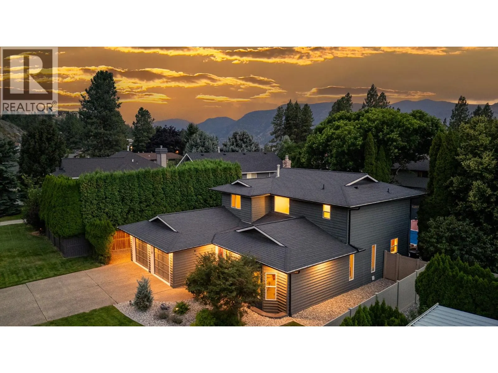 2651 EVERGREEN Drive