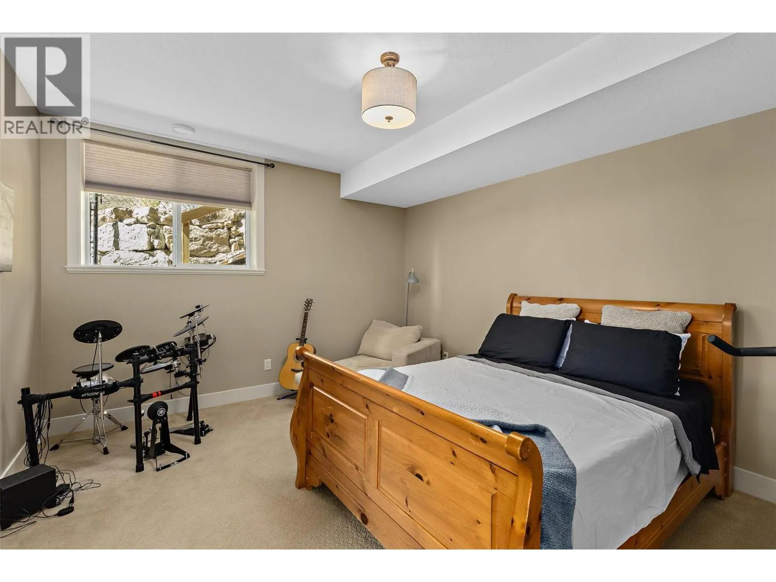 2555 Tallus Ridge Drive