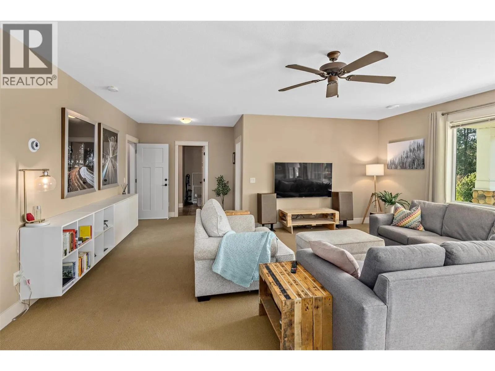 2555 Tallus Ridge Drive