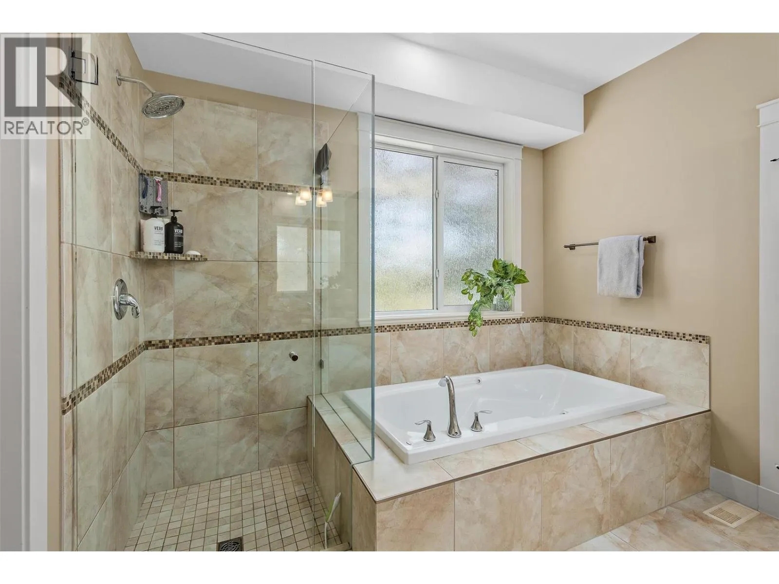 2555 Tallus Ridge Drive