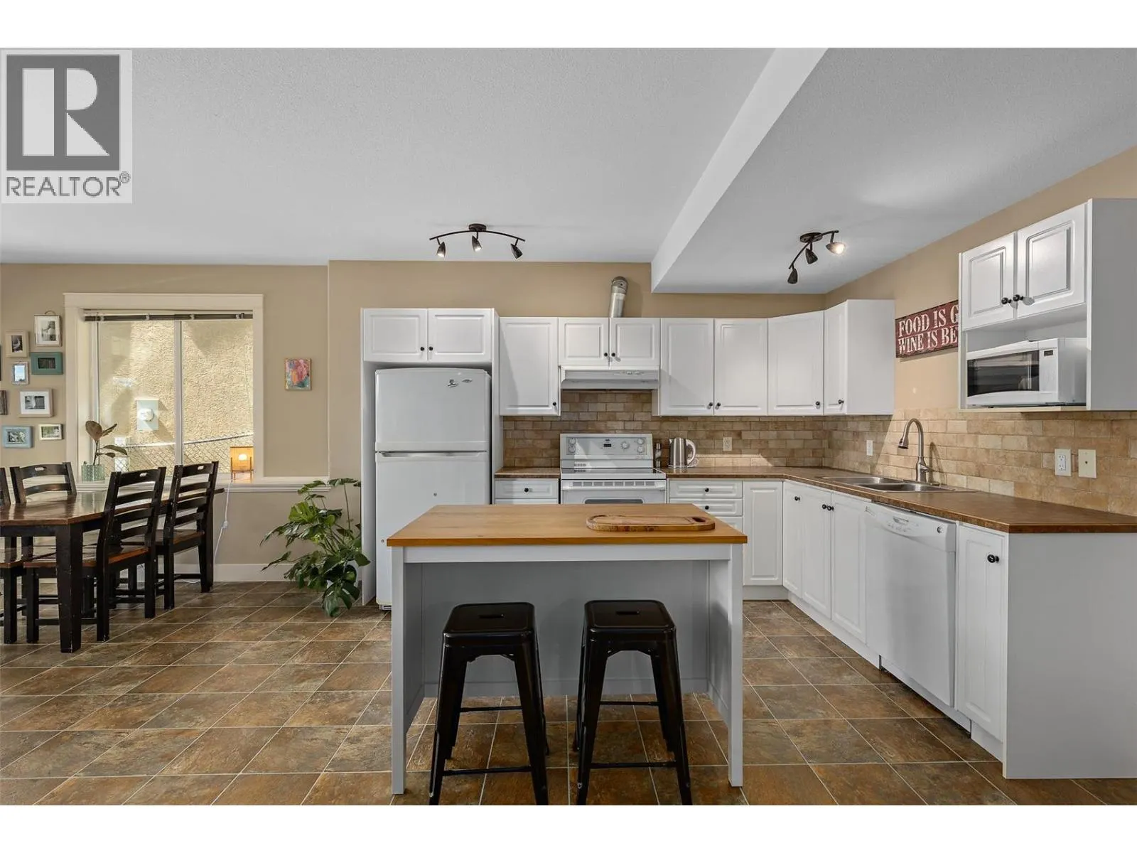 2555 Tallus Ridge Drive