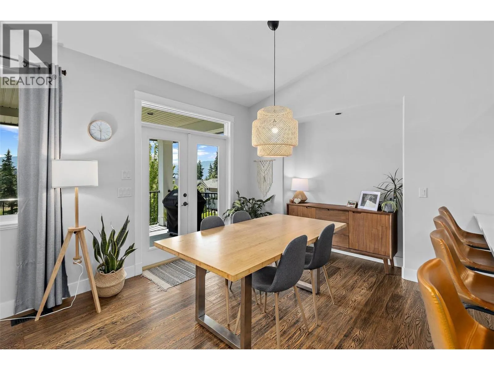2555 Tallus Ridge Drive
