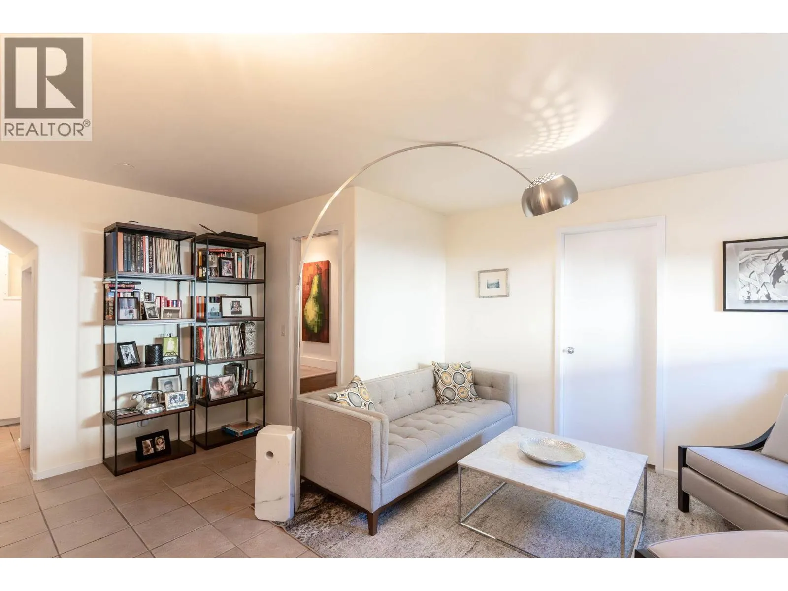 2492 Shannon View Drive