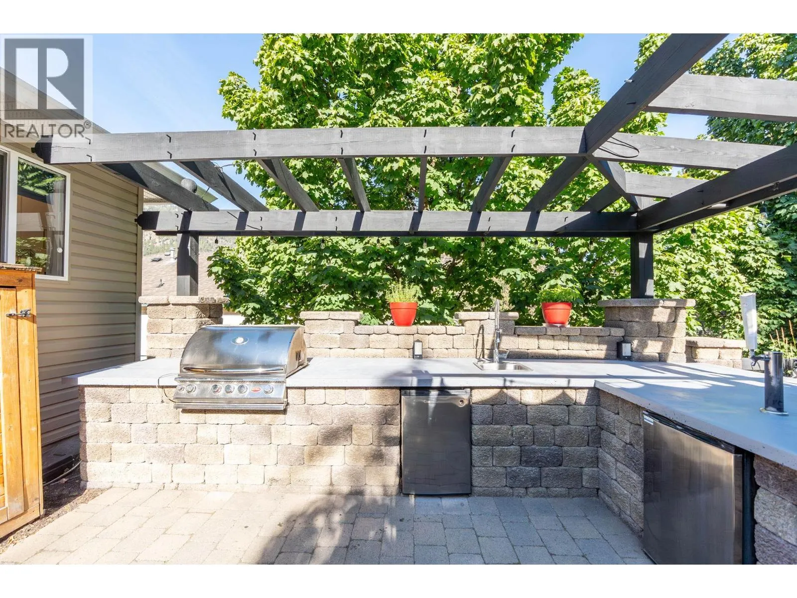 2492 Shannon View Drive