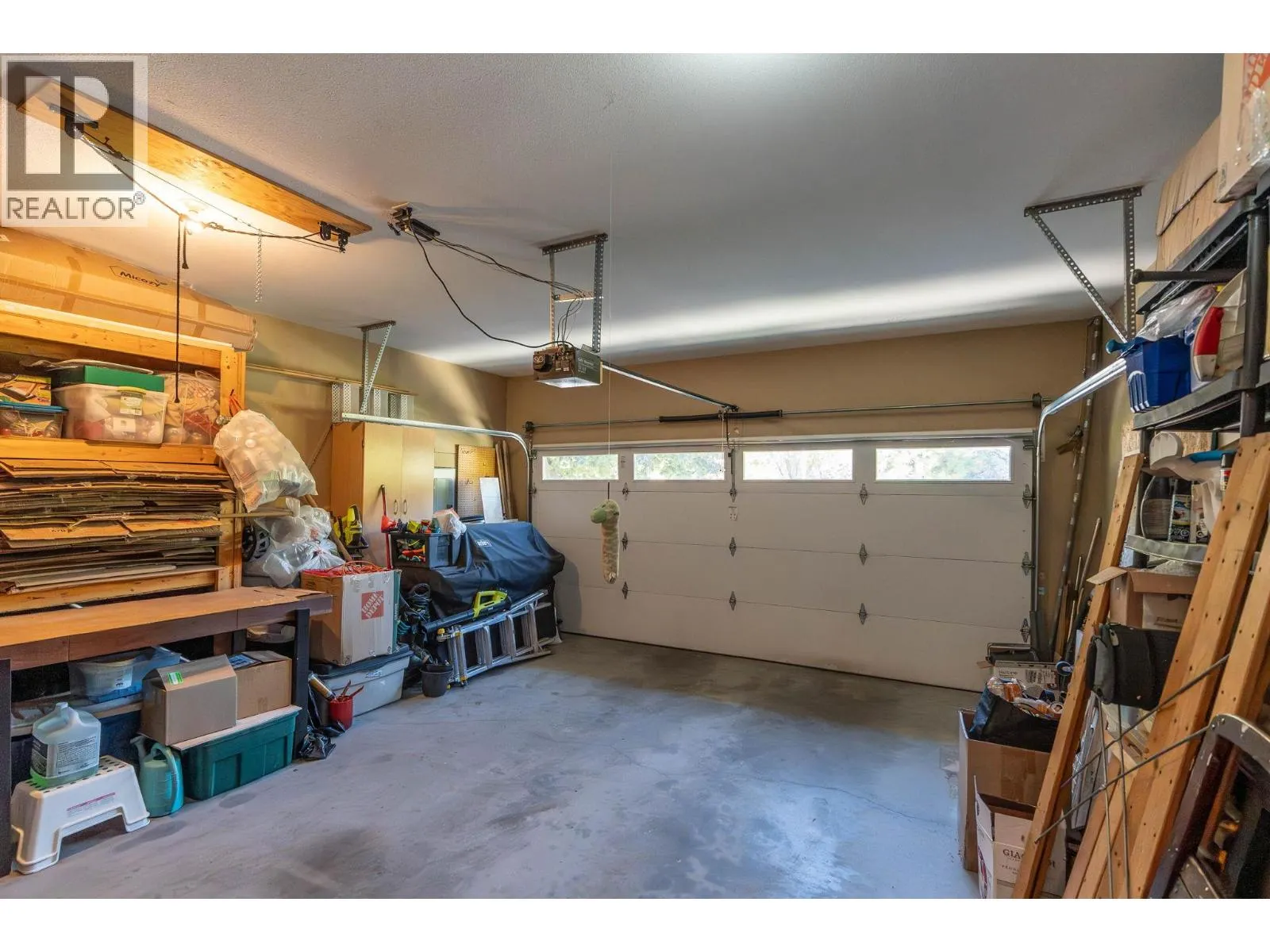 2492 Shannon View Drive