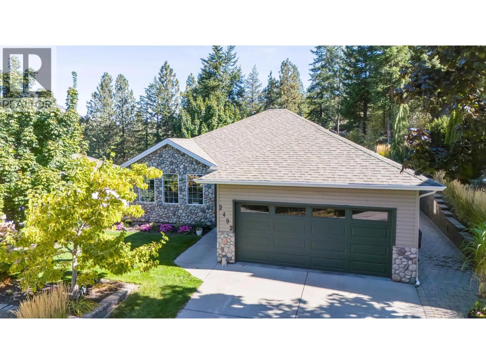 2492 Shannon View Drive