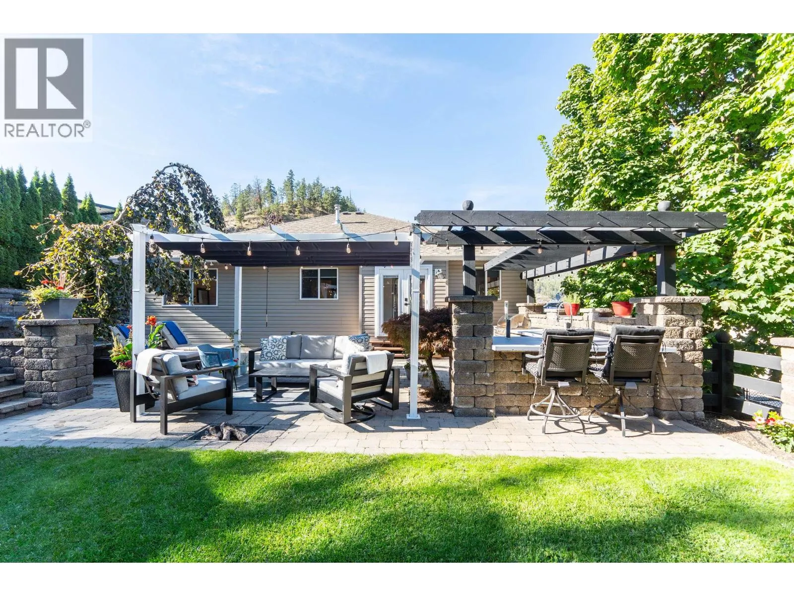 2492 Shannon View Drive