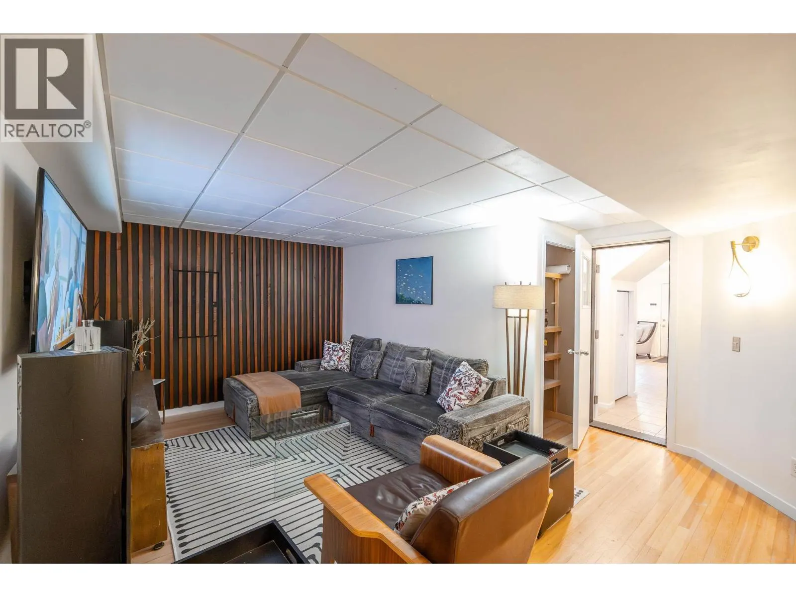 2492 Shannon View Drive