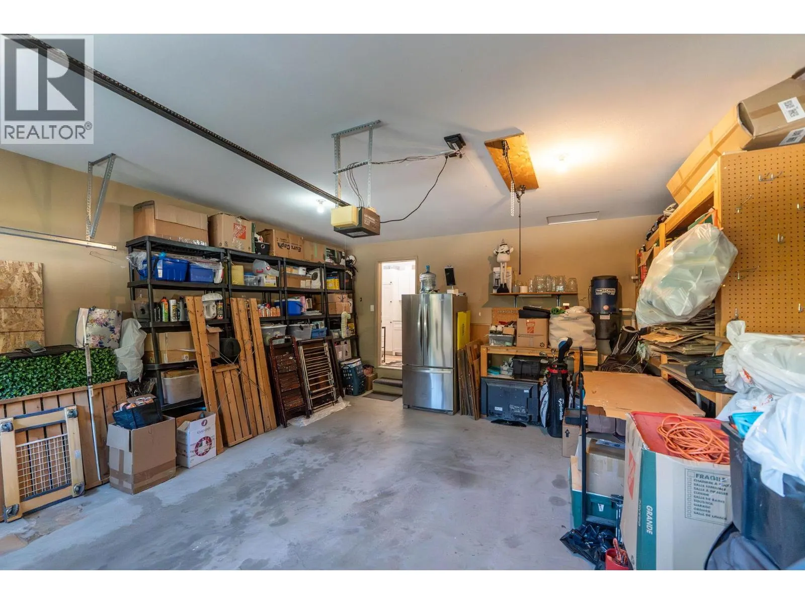 2492 Shannon View Drive