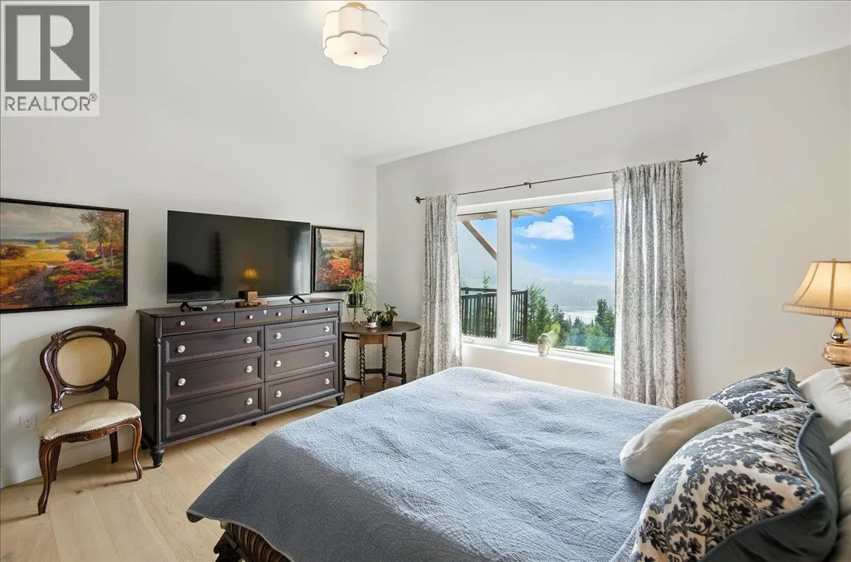 320 Mountain View Drive