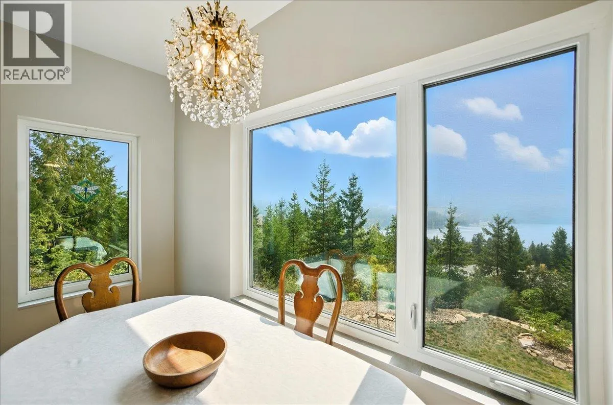 320 Mountain View Drive