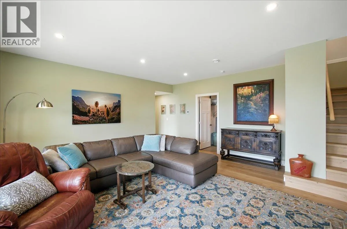 320 Mountain View Drive