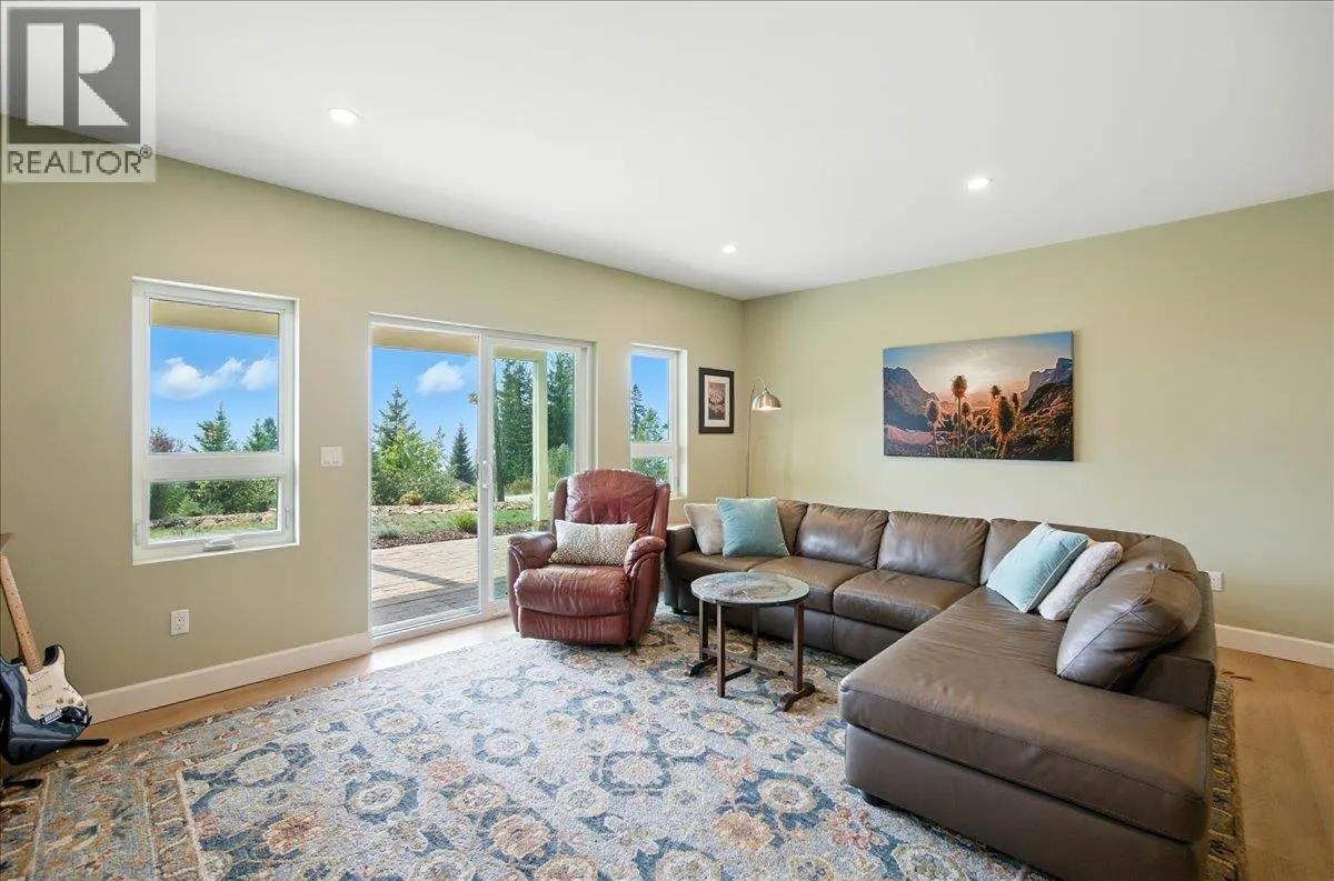 320 Mountain View Drive