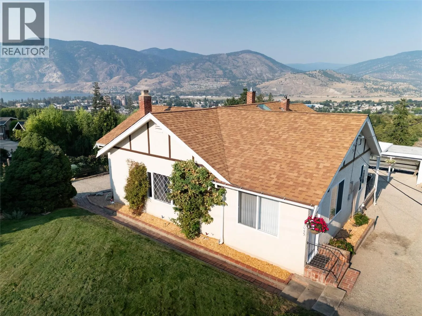 3045 Valleyview Road