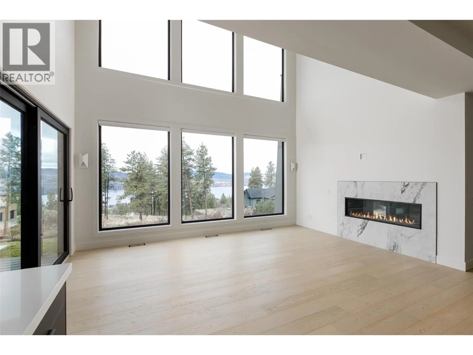 130 Flagstone Rise