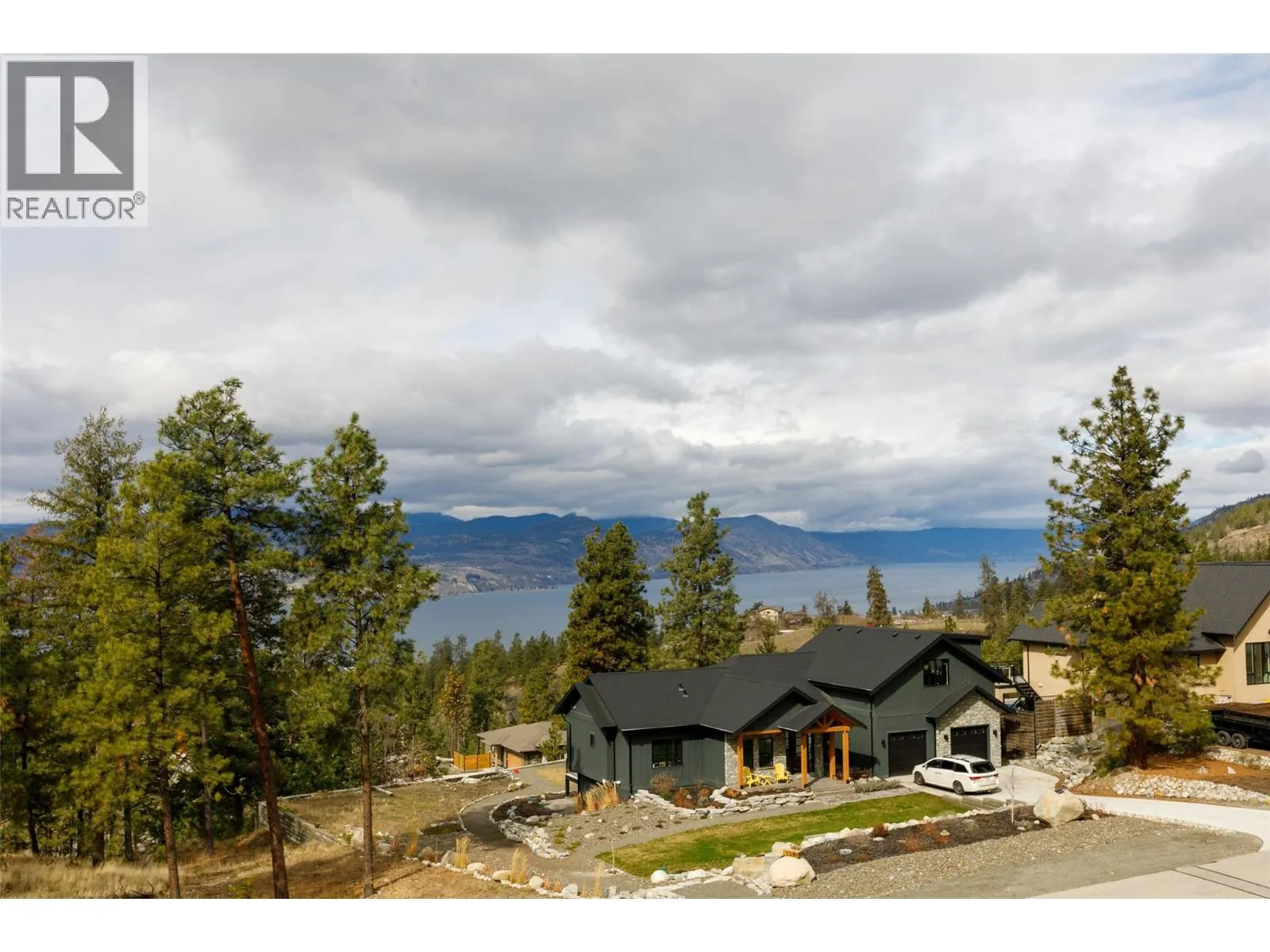 130 Flagstone Rise
