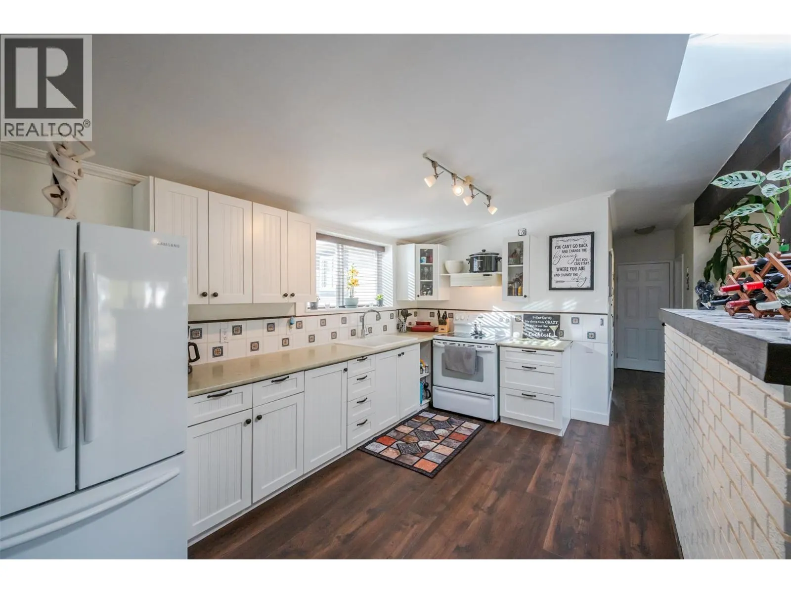 156 McCulloch Drive