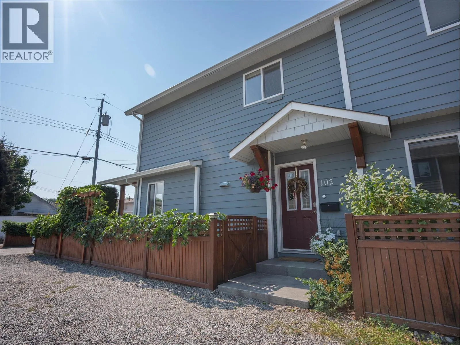 500 Westminster Avenue W Unit# 102