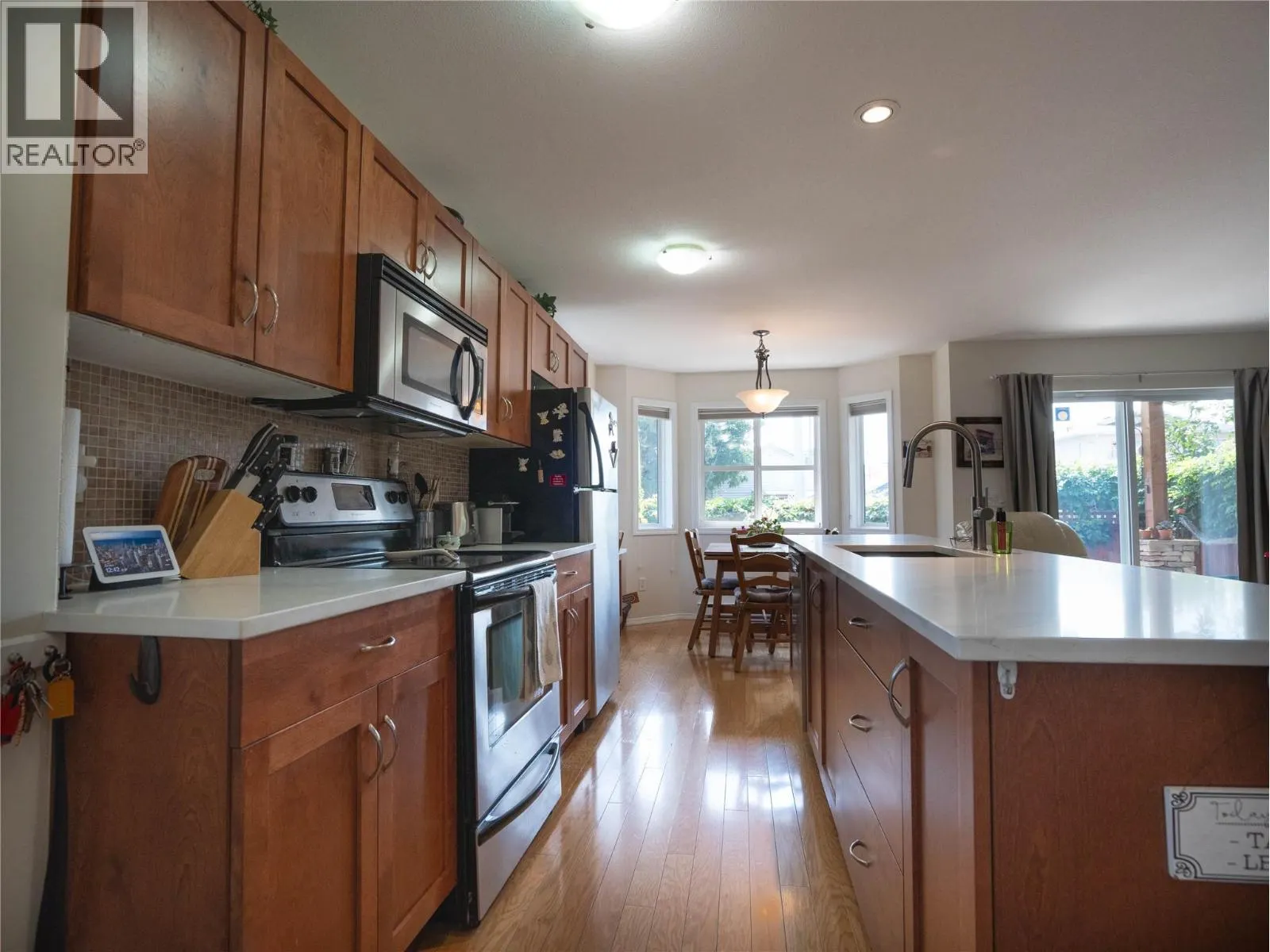 500 Westminster Avenue W Unit# 102