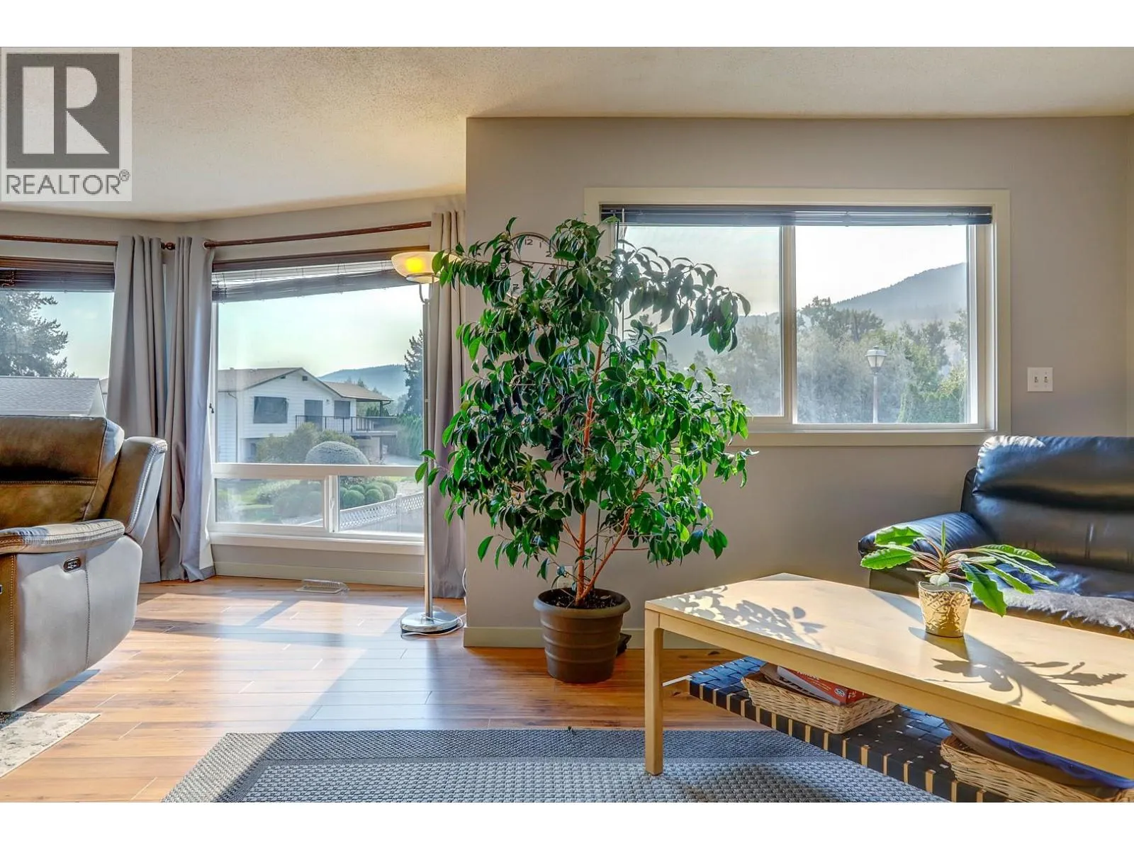 9401 Bel Air Drive