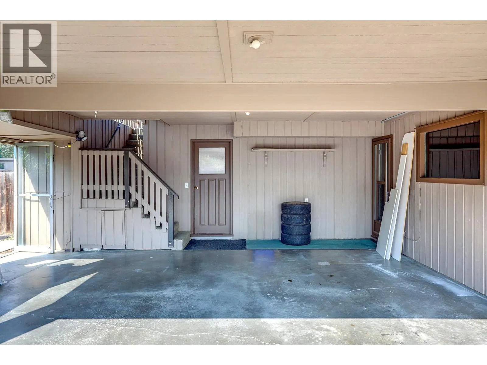 9401 Bel Air Drive