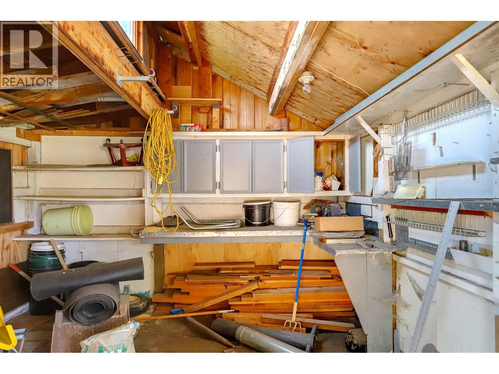 9401 Bel Air Drive