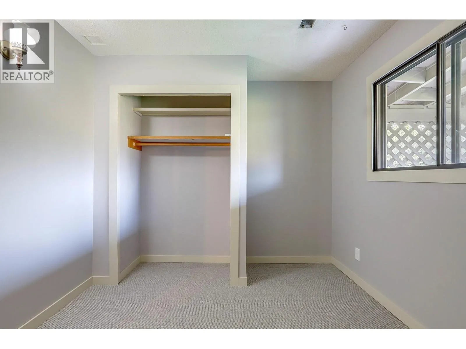 9401 Bel Air Drive