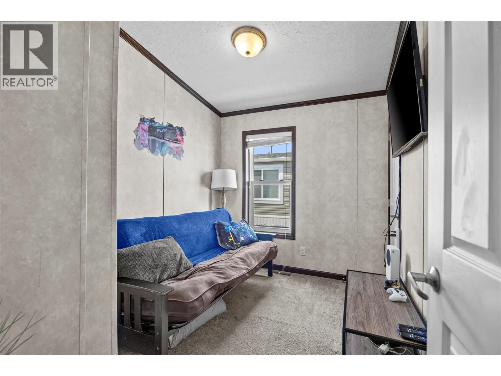5005 River Road Unit# 103