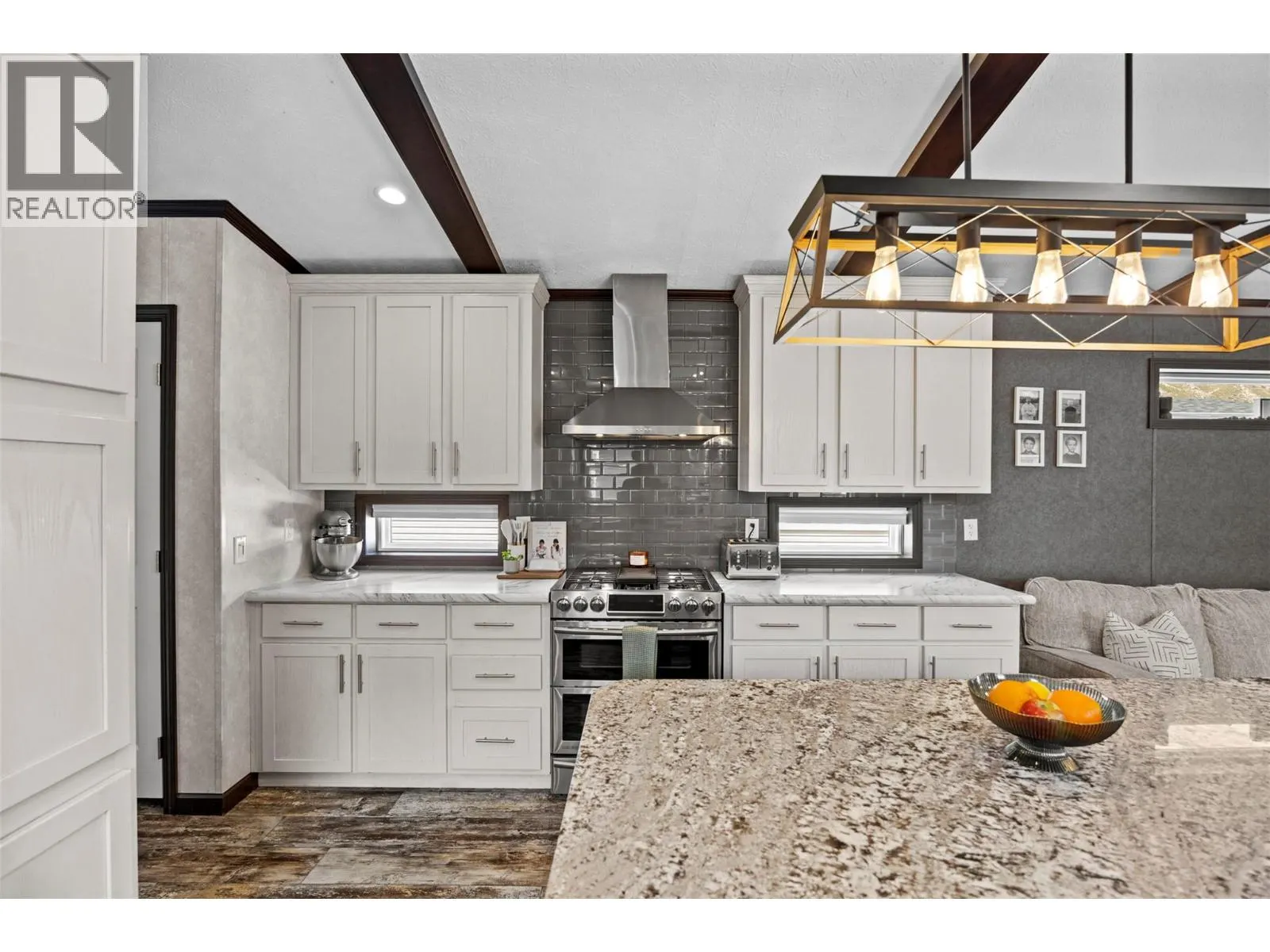 5005 River Road Unit# 103