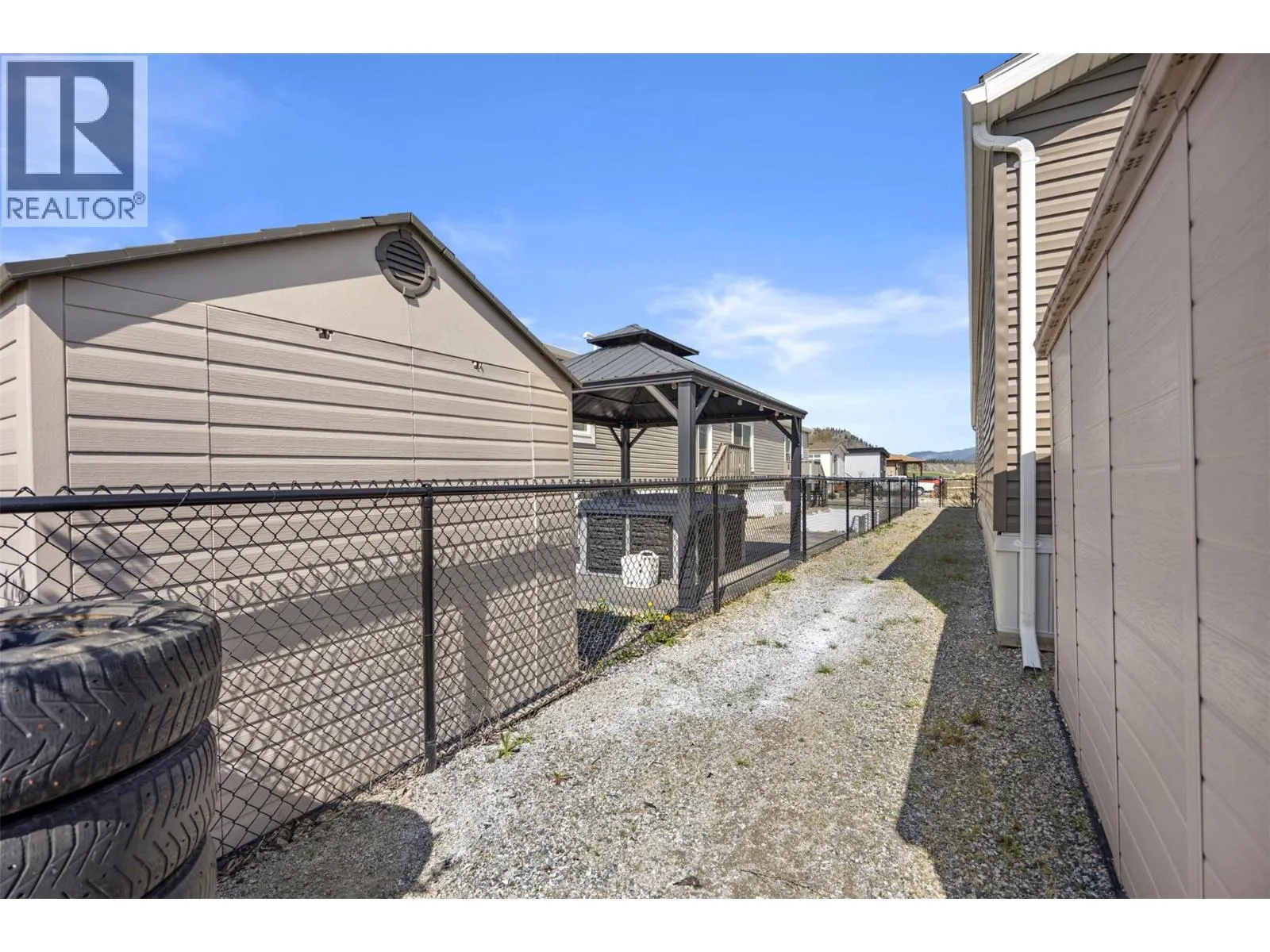 5005 River Road Unit# 103