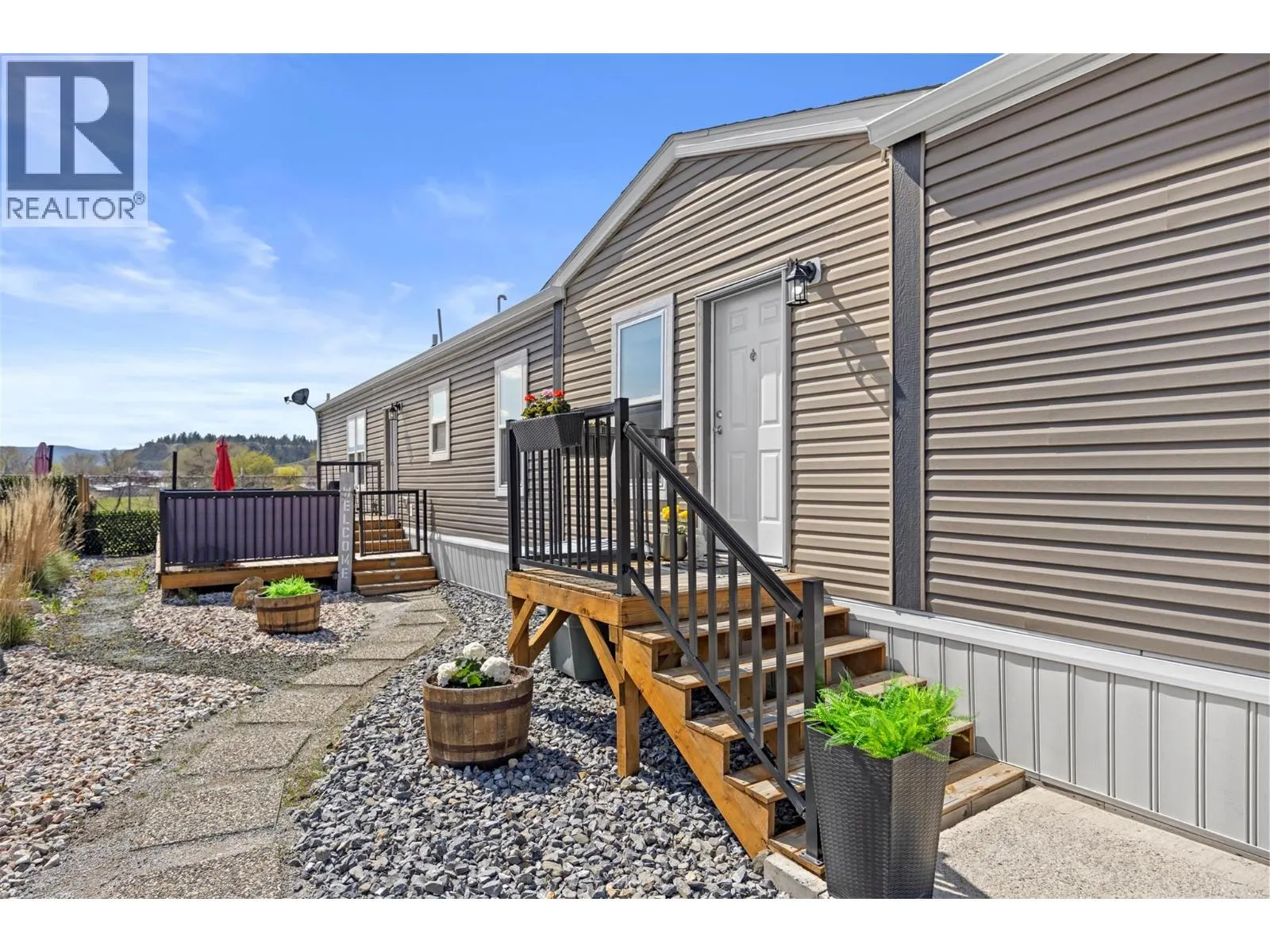 5005 River Road Unit# 103