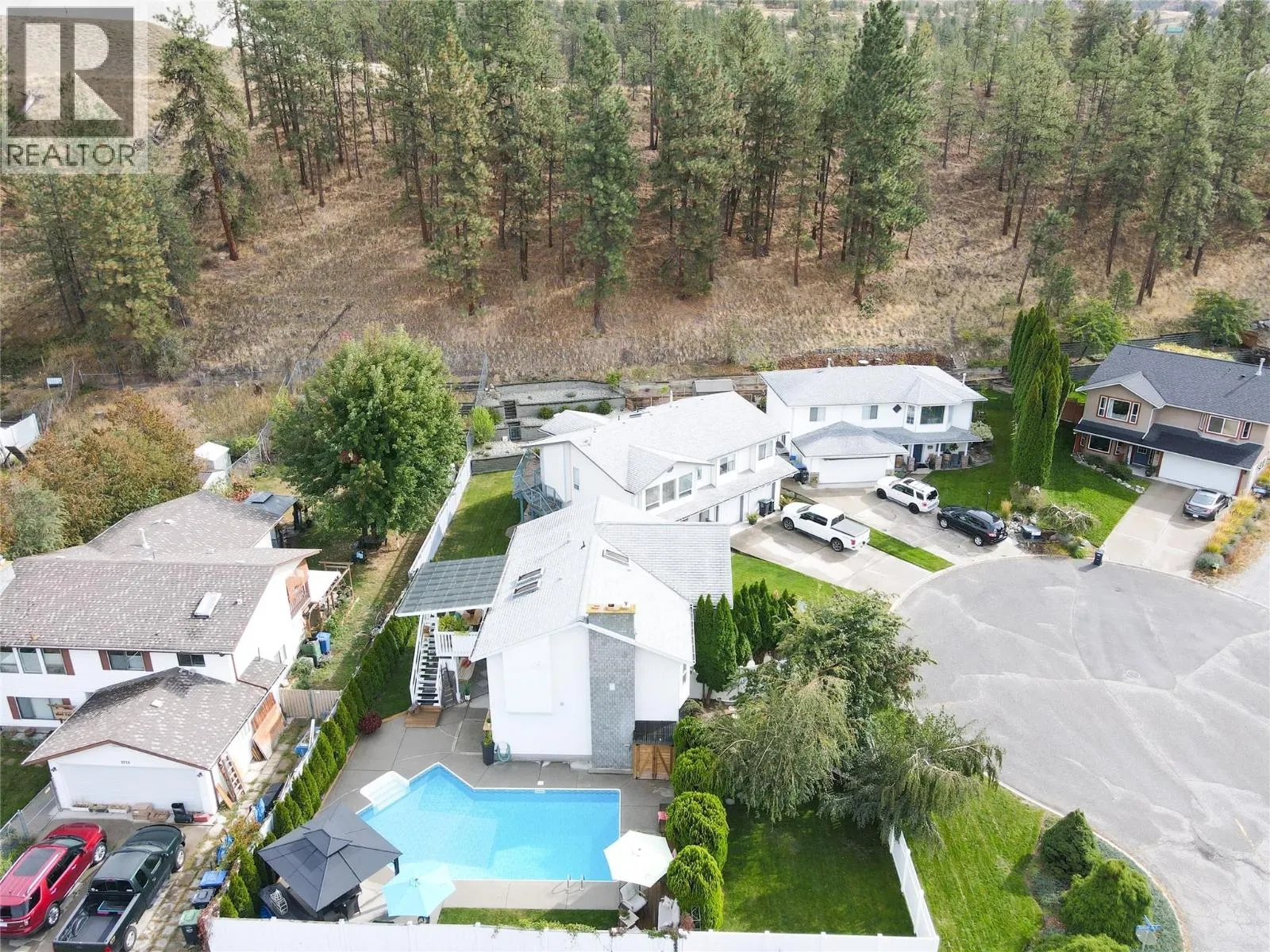 198 Fraser Court