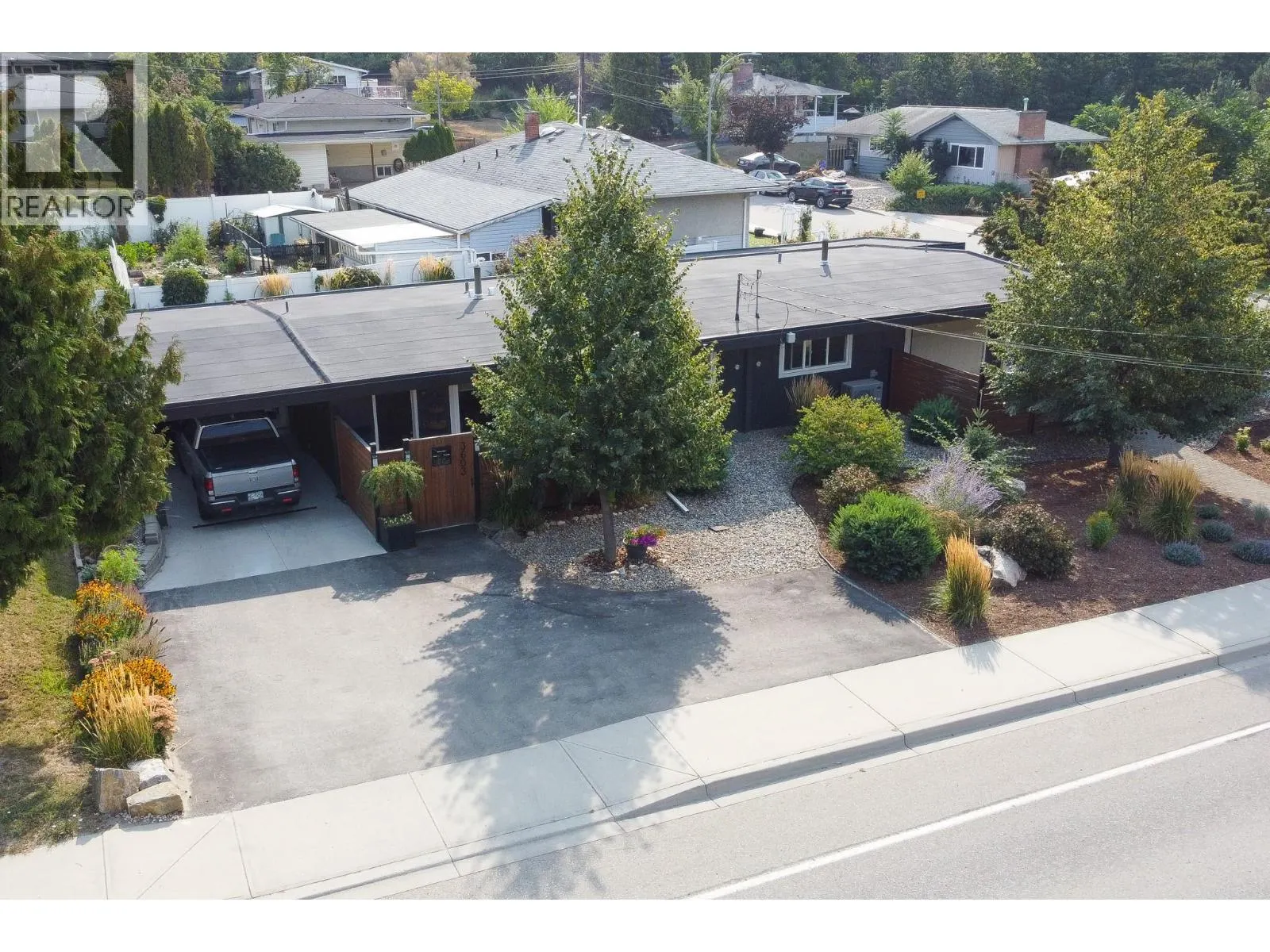 3601 Alexis Park Drive