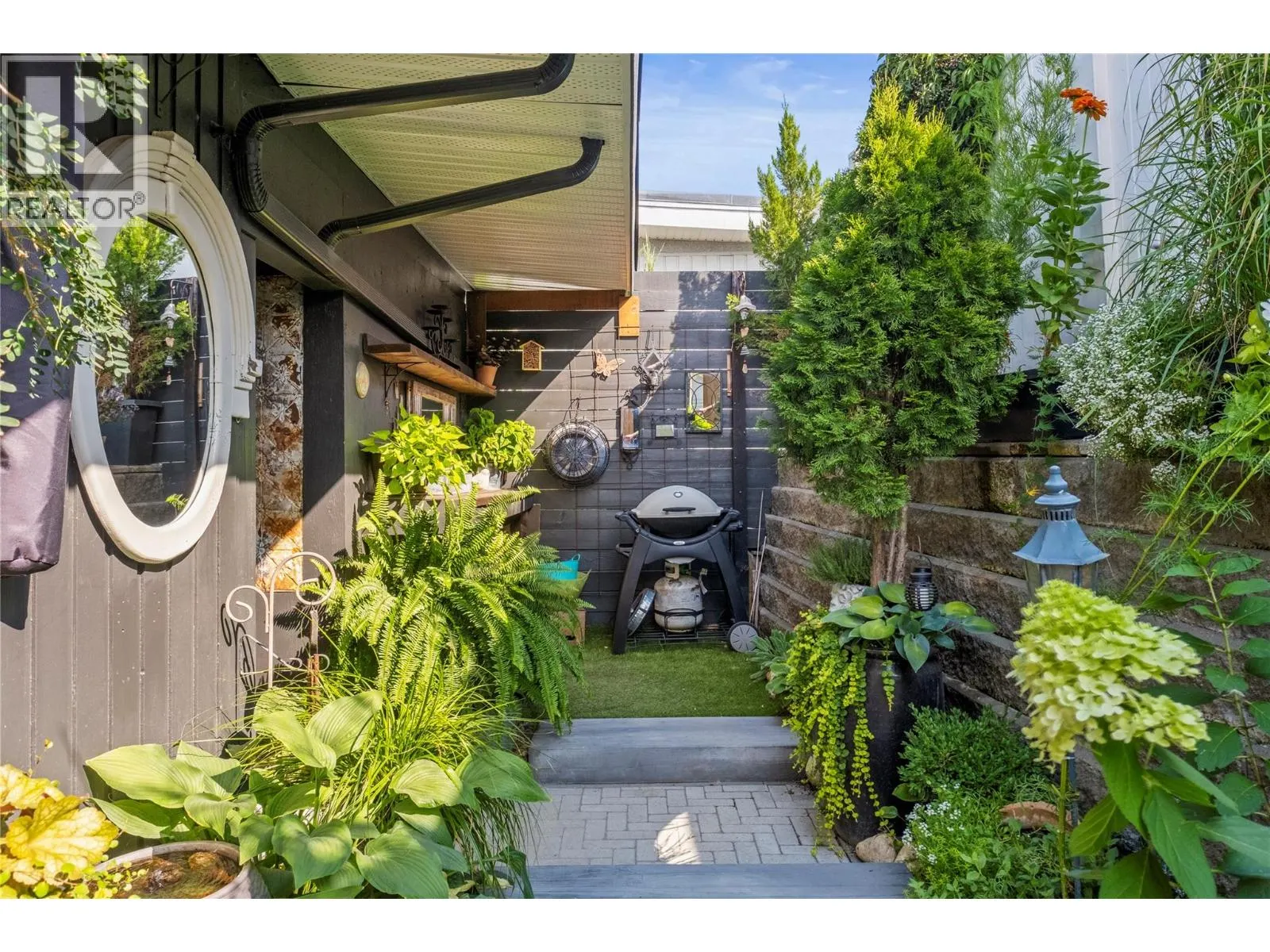 3601 Alexis Park Drive