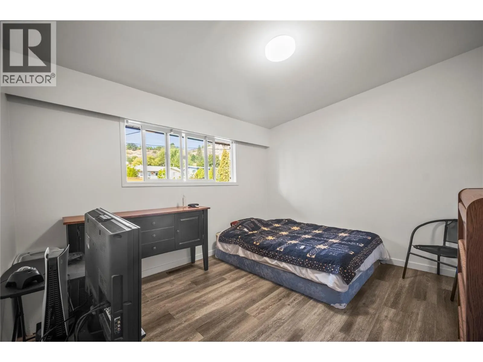 3601 Alexis Park Drive