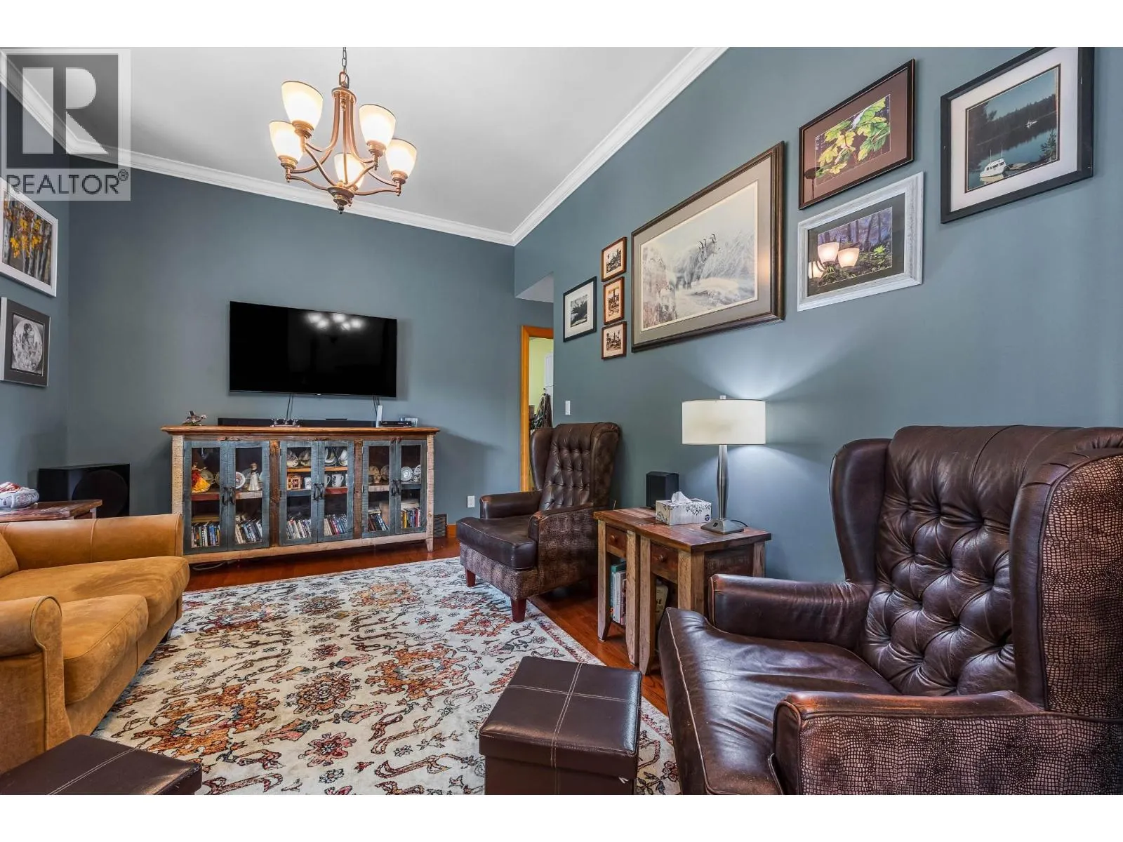1249 CLEARWATER VALLEY Road